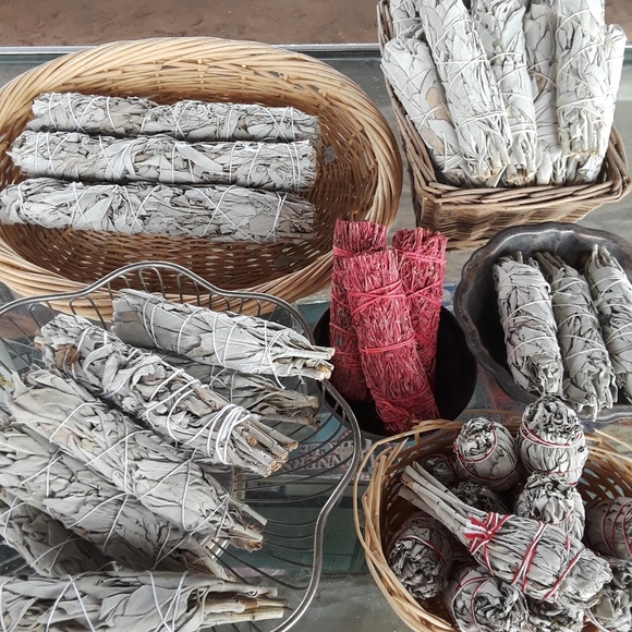 5" white Sage smudge stick - Picture 5 of 8